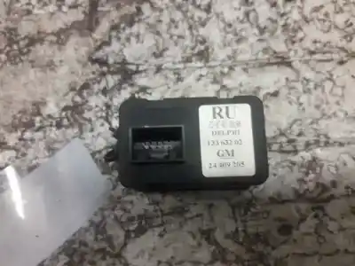 Second-hand car spare part left front power window switch for opel meriva cosmo oem iam references 13363202 6 pins 24409205