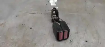 Tweedehands auto-onderdeel riemhaak rechts achter voor hyundai accent (lc) gl 4p oem iam-referenties ea19733