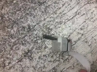 Second-hand car spare part interior light for citroen c4 lim. seduction oem iam references   2 pins