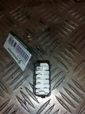 Peça sobressalente para automóvel em segunda mão trocar por mercedes-benz atego 6 cyl. 4x2 2005 -> 1223 4x2 om 906 la nr l (largo) referências oem iam 0035456707  32033102