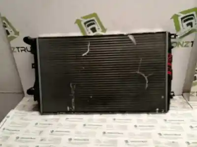 Peça sobressalente para automóvel em segunda mão radiador de água por seat leon (1p1) comfort limited referências oem iam 1k0121253aa