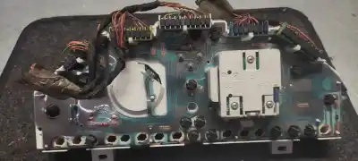 Peça sobressalente para automóvel em segunda mão quadrante por citroen saxo 1.1 sx referências oem iam 09028009901  