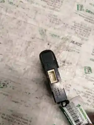 Second-hand car spare part electronic module for toyota auris live oem iam references 625693000  5 pins