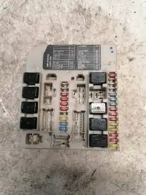 İkinci el araba yedek parçası RÖLE/SIGORTA KUTUSU için NISSAN MICRA (K12E)  OEM IAM referansları 284B7AX61A  