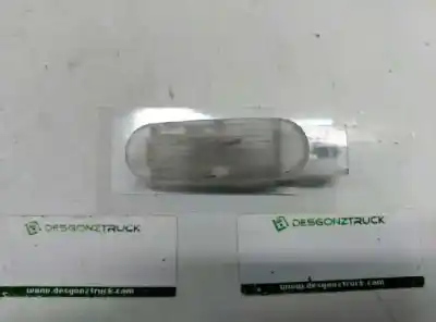 Pièce détachée automobile d'occasion LUMIÈRE INTÉRIEURE pour RENAULT SCENIC II  Références OEM IAM 8200120715  