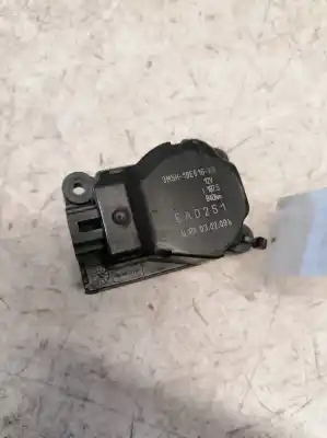 Tweedehands auto-onderdeel airconditioning luikjes openingsmotor voor ford focus lim. (cb4) titanium oem iam-referenties 3m5h19e616ab
