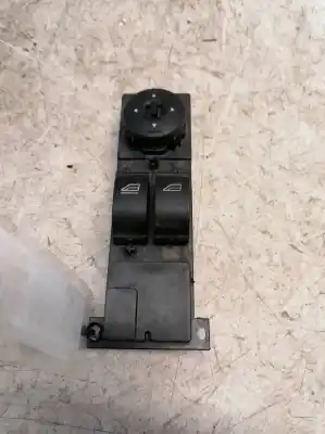 İkinci el araba yedek parçası SOL ÖN PENCERE ANAHTARI için FORD FOCUS LIM. (CB4)  OEM IAM referansları 7M5T14529BA  6/7 PINS