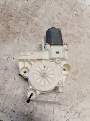 Tweedehands auto-onderdeel motor links voor ruit voor ford focus lim. (cb4) titanium oem iam-referenties 0130822217