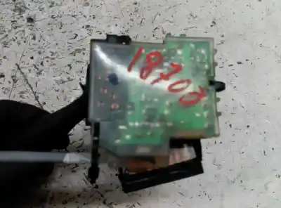 Pezzo di ricambio per auto di seconda mano comando pulito per toyota corolla (e12) 1.6 16v riferimenti oem iam 173647  