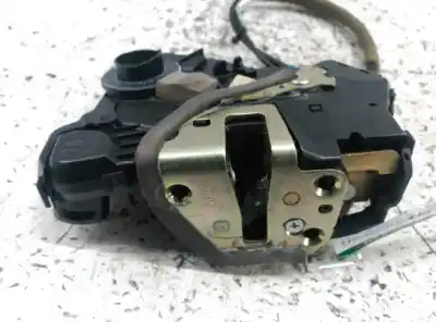 Second-hand car spare part left front door lock for toyota corolla (e12) 1.6 16v oem iam references 350807