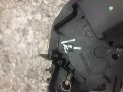 Автозапчастина б/у замок передніх дверей лівий для ford focus c-max (cap) connection посилання на oem iam r21813el 6 pins 9240031lhe