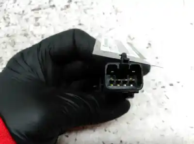 Second-hand car spare part switch for kia carnival ii 2.9 cdri ex oem iam references   