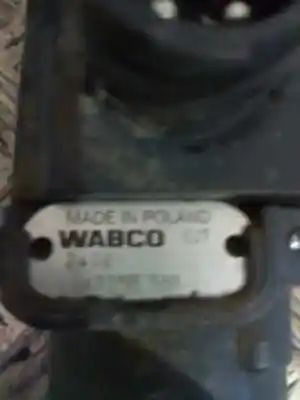 Pezzo di ricambio per auto di seconda mano valvola aria aggiuntiva per iveco stralis (as) fg /fp  4x2 gran espacio riferimenti oem iam 4721950550   Pezzo di ricambio per auto di seconda mano valvola aria aggiuntiva per iveco stralis (as) fg /fp  4x2 gran espacio riferimenti oem iam 4721950550