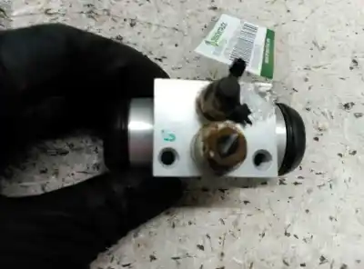 Pezzo di ricambio per auto di seconda mano cilindro del freno a tamburo per land rover freelander (ln) e familiar riferimenti oem iam 