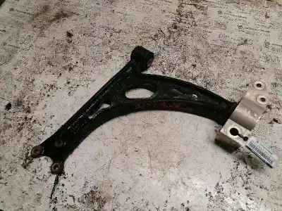 Автозапчасти б/у передний правый нижний рычаг подвески за seat leon (1p1) comfort limited ссылки oem iam 1k0407153g