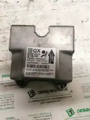 Pezzo di ricambio per auto di seconda mano centralina airbag per opel zafira b cosmo riferimenti oem iam 13246046