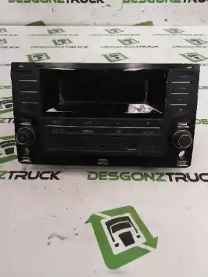 Second-hand car spare part audio system / radio cd for man tge kasten (uy) kasten 2.100/2.140/2.180 hochdach fwd oem iam references 2e0035130