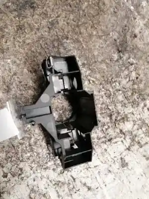 Автозапчастина б/у середній для audi a3 (8p) 1.9 tdi ambiente посилання на oem iam 8p0907137bk  