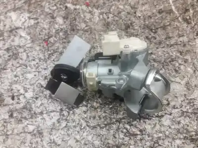 Second-hand car spare part ignition switch for toyota auris active oem iam references 29653453 7/2 pins 89783of011