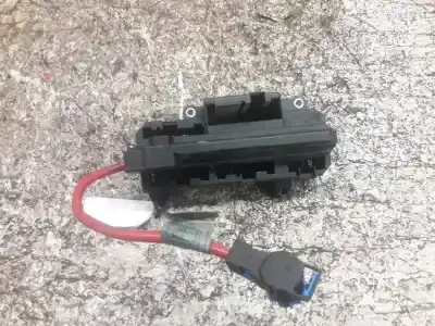 Second-hand car spare part fuse box unit for bmw serie 7 (e65/e66) 730d oem iam references 6113690058301  10688710