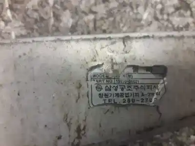 Pezzo di ricambio per auto di seconda mano radiatore olio per ssangyong musso 2.9 tdi grand lux riferimenti oem iam 2802700  