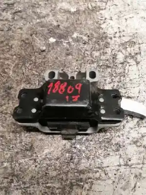 Автозапчасти б/у левая опора двигателя за audi a3 (8p) 1.9 tdi ambiente ссылки oem iam 1k0199555m  