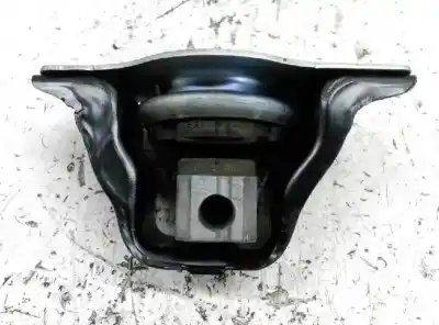 Second-hand car spare part right engine support for renault scenic ii authentique oem iam references 8200592642  