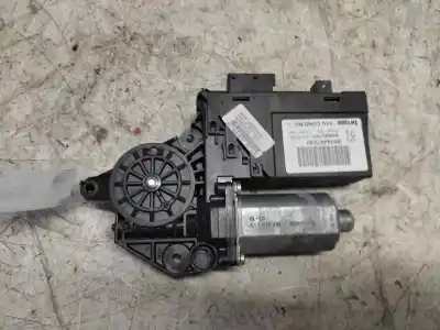 Автозапчастина б/у двигатель переднього ліва вікна для peugeot 307 break / sw (s1) sw port aventura посилання на oem iam 9634457580  990830101