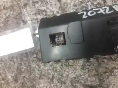 Second-hand car spare part multifunction display for citroen c4 lim. seduction oem iam references 9665334378000 6 pins ns522937