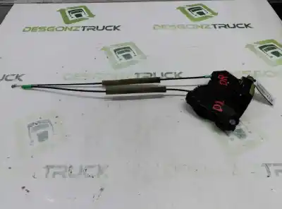 Second-hand car spare part front right door lock for toyota corolla (e12) 1.6 16v oem iam references 6903012460