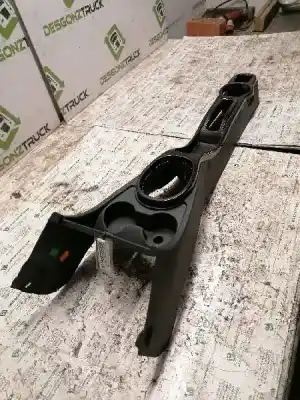 Second-hand car spare part gear lever trim for dacia duster ambiance 4x2 oem iam references 