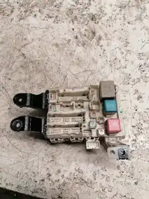 Second-hand car spare part fuse box unit for toyota corolla (e15) high oem iam references 8273012390