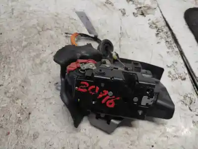 Peça sobressalente para automóvel em segunda mão fechadura da porta traseira esquerda por audi a4 berlina (8e) 1.9 tdi (96kw) referências oem iam 