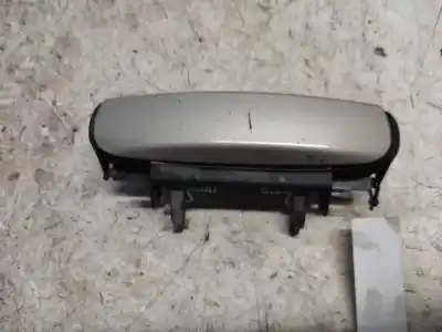 Peça sobressalente para automóvel em segunda mão puxador exterior traseiro esquerdo por audi a4 berlina (8e) 1.9 tdi (96kw) referências oem iam 4b0839885
