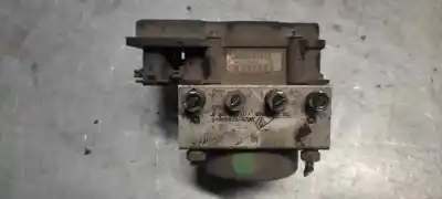 Second-hand car spare part abs for renault clio iii authentique oem iam references 8200747140  