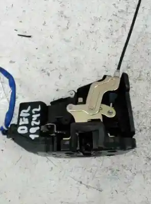 Peça sobressalente para automóvel em segunda mão fechadura da porta dianteira direita por kia carnival ii 2.9 cdri ex referências oem iam 