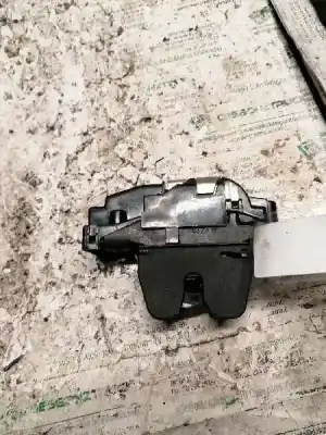 Second-hand car spare part TRUNK LOCK for PEUGEOT 207/207+ (WA_, WC_)  OEM IAM references 9660403980  3 PINS Second-hand car spare part TRUNK LOCK for PEUGEOT 207/207+ (WA_, WC_)  OEM IAM references 9660403980  3 PINS