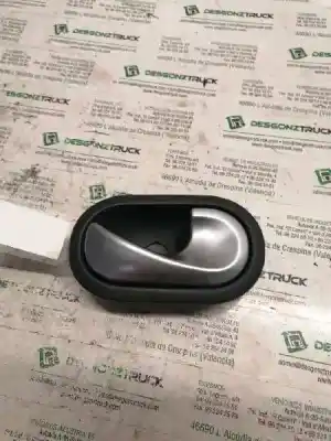 Pezzo di ricambio per auto di seconda mano maniglia interna anteriore destra per renault scenic ii adventure by coronel tapiocca riferimenti oem iam 8200028486