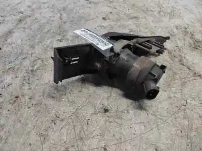 Second-hand car spare part left fog light for bmw serie 7 (e65/e66) 730d oem iam references  2 pins 