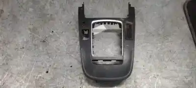 Peça sobressalente para automóvel em segunda mão embelezador das luzes traseiras por audi a4 berlina (b8) básico referências oem iam 8k0864261