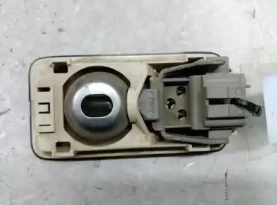Second-hand car spare part interior light for citroen berlingo 1.9 d multispace oem iam references 6362h2  