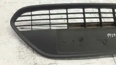 Second-hand car spare part front grille for ford focus lim. (cb4) titanium oem iam references 8m5117968  