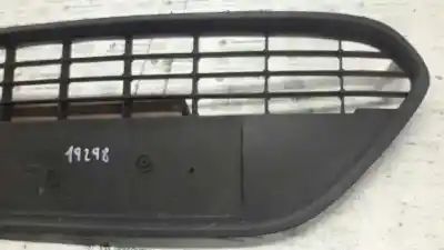 Second-hand car spare part front grille for ford focus lim. (cb4) titanium oem iam references 8m5117968  