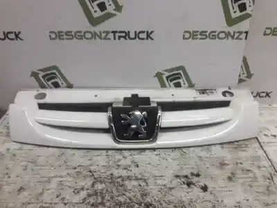 Second-hand car spare part front grille for peugeot partner (s2) combi plus oem iam references 