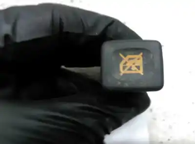 Pezzo di ricambio per auto di seconda mano comando alzacristalli posteriori destro per land rover freelander (ln) e familiar riferimenti oem iam yug103121