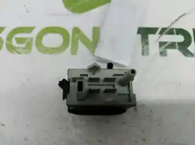 Second-hand car spare part headlights switch for audi a4 berlina (b5) 1.9 tdi oem iam references   