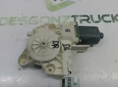 Peça sobressalente para automóvel em segunda mão motor elevador vidro dianteiro direito por ford focus berlina (cap) ambiente (d) referências oem iam 1430365