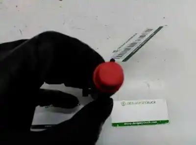 Second-hand car spare part injector for renault master ii phase 2 combi 2.5 diesel cat oem iam references   