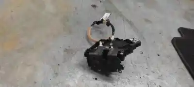 Peça sobressalente para automóvel em segunda mão fechadura da porta dianteira esquerda por ford focus lim. (cb4) trend referências oem iam 3m5ar21813et