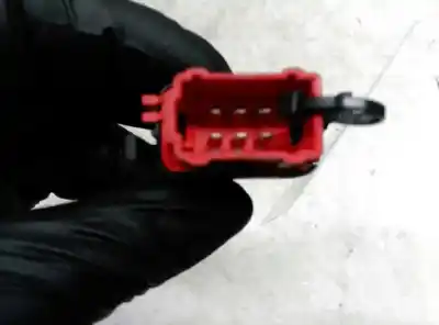 Second-hand car spare part door lock switch for renault clio ii fase ii (b/cb0) authentique oem iam references 26488  